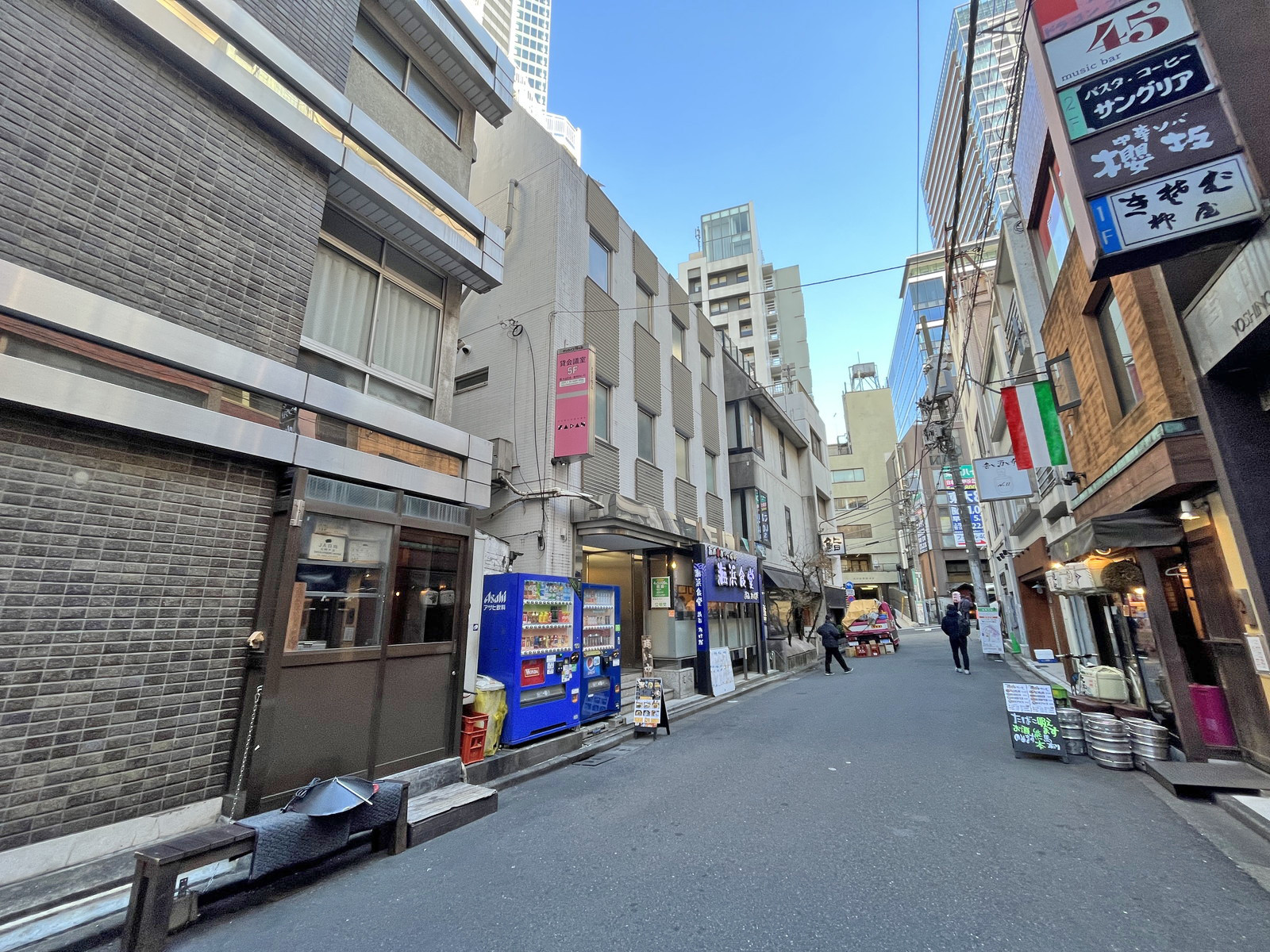 サンライズ桜丘前面通り