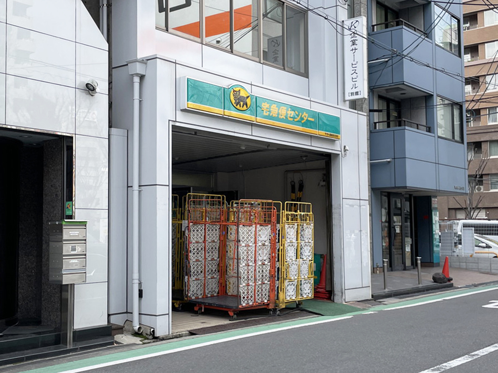 徒歩3分のヤマト運輸 西天満1丁目営業所