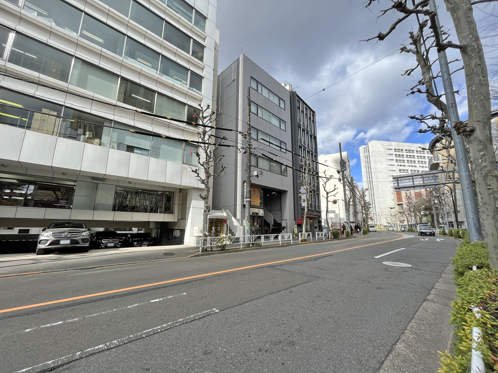 トキワビル前面通り