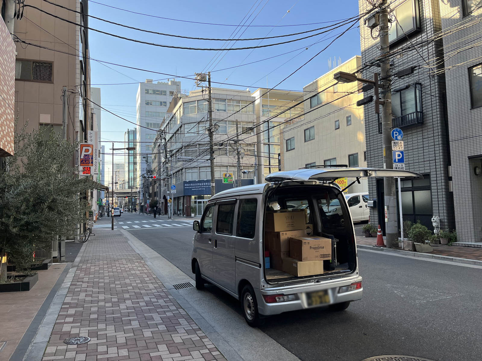THE GATE 御徒町前面の通り