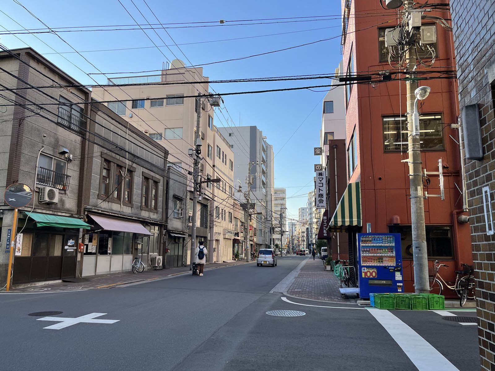 中山ビル前面の通り