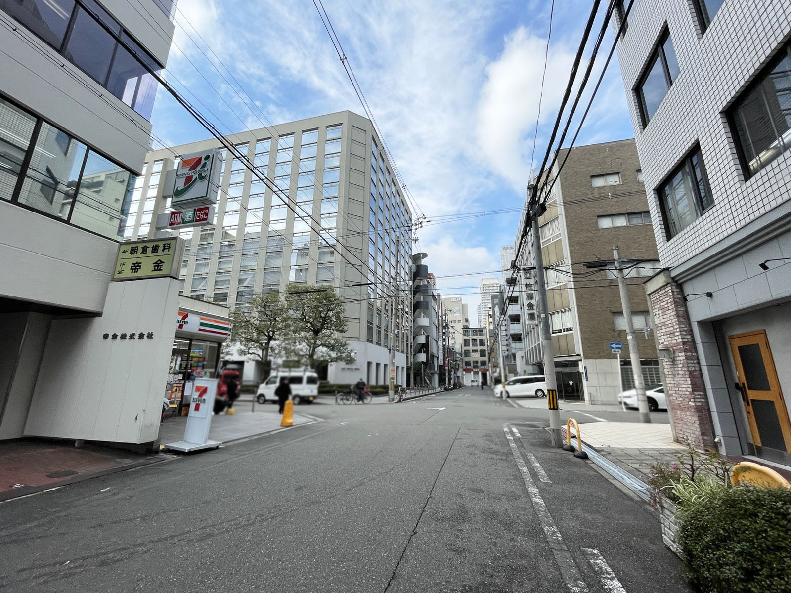 心斎橋MSビル前面の通り