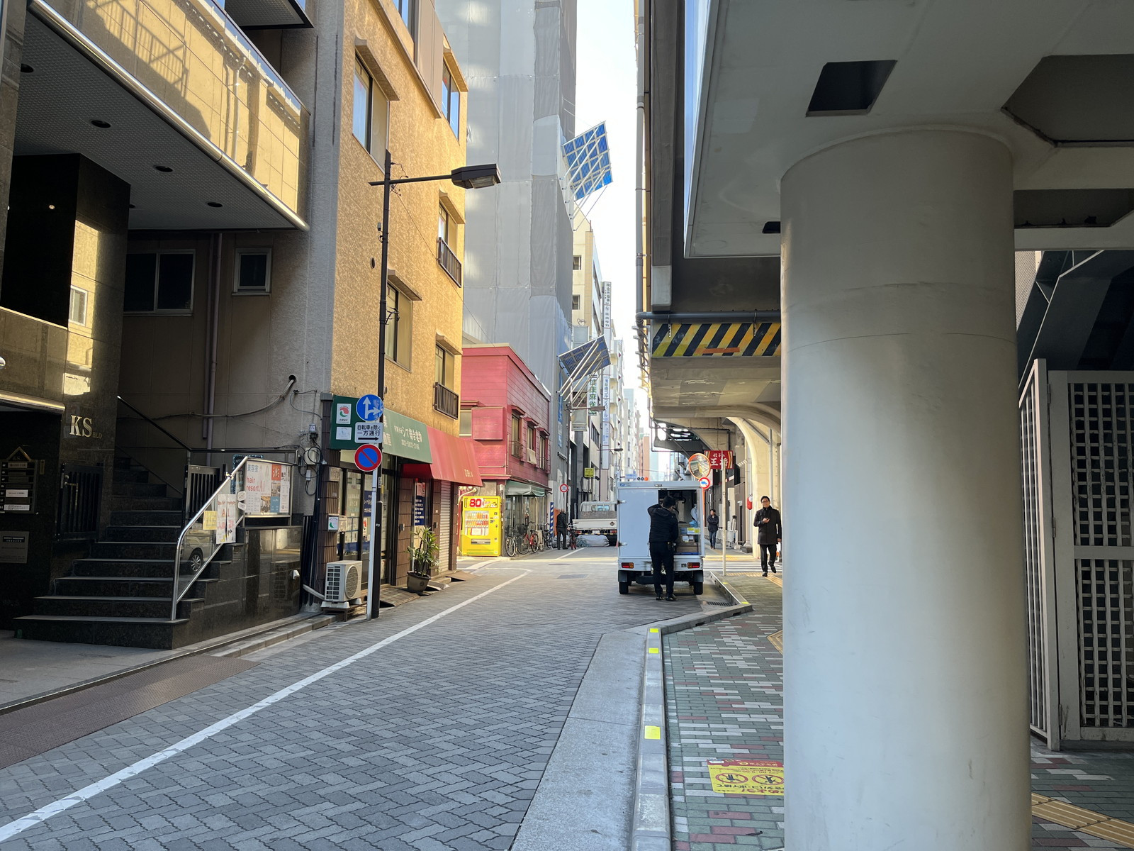 浅草橋KSビル前面の通り