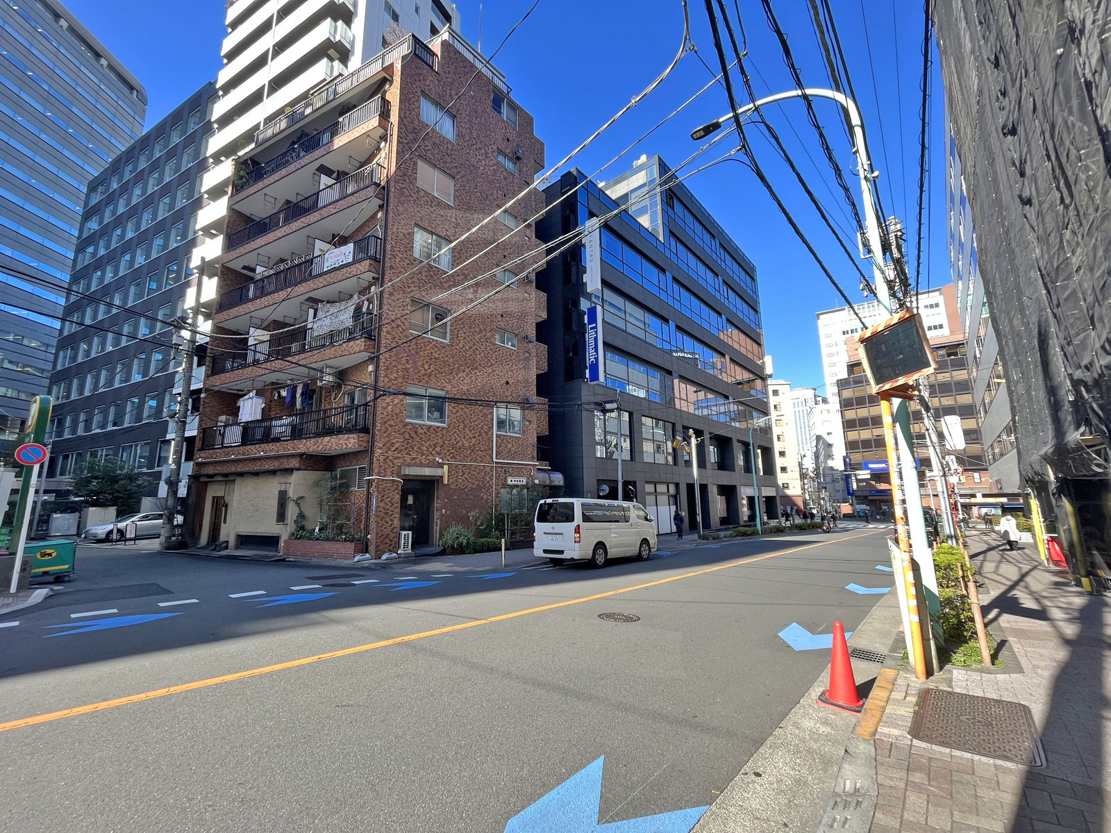 ブエナヴィスタ恵比寿前面通り