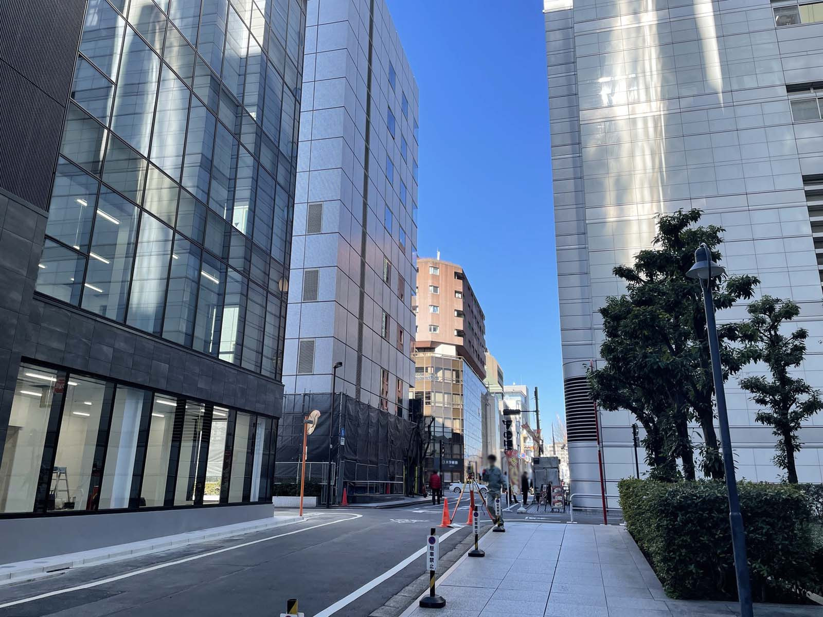 麹町トーセイビル前面の通り