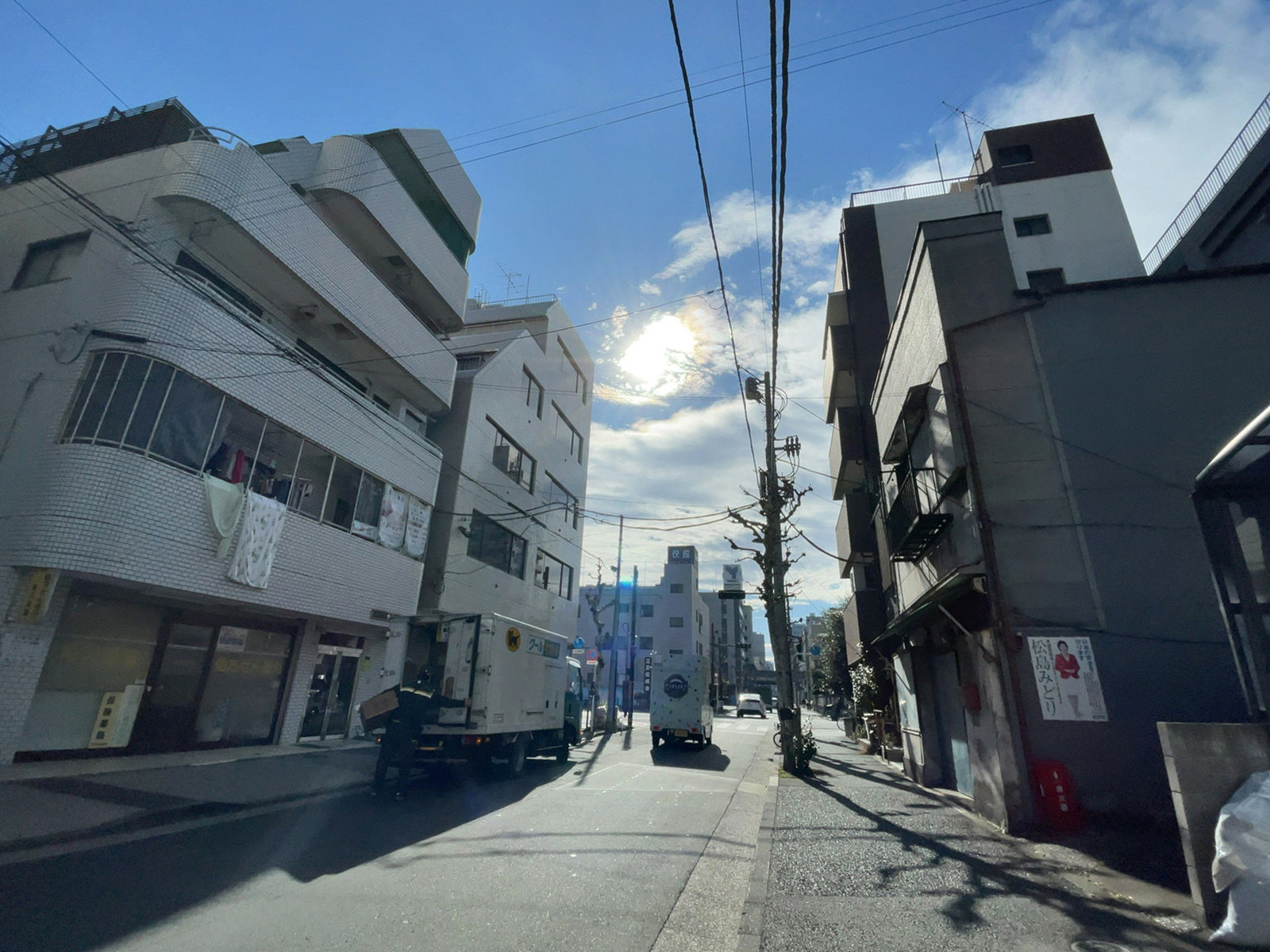 NCビル前面の通り