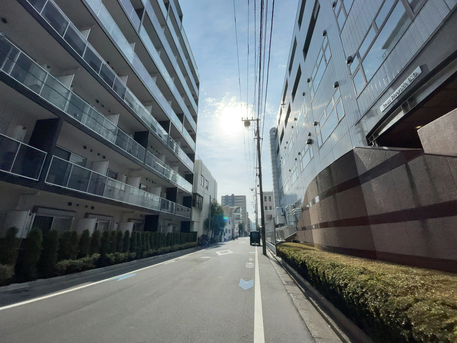 ImasRiverside前面の通り