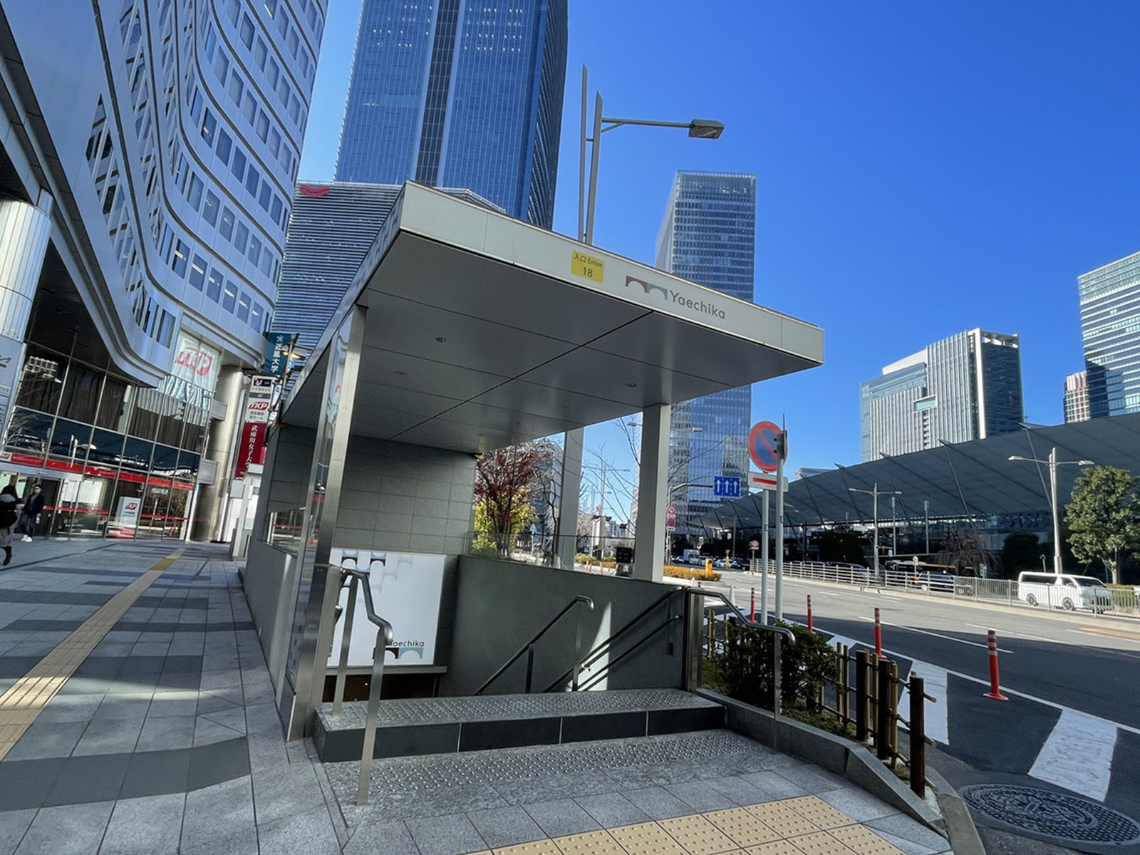 至近の八重洲地下街