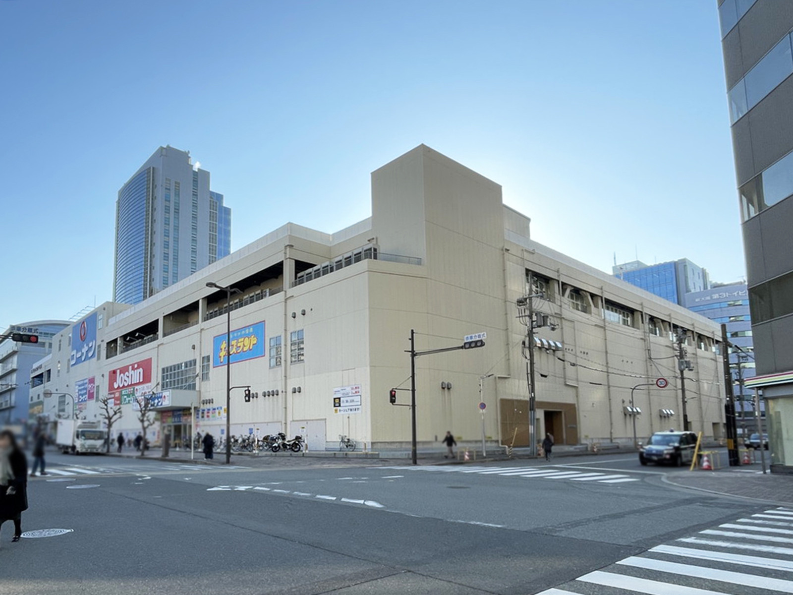 付近のセントラルスクエア西宮原店