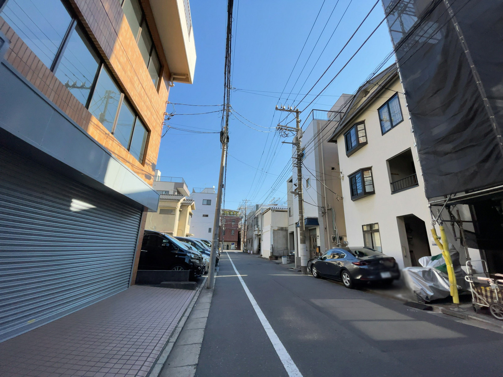 ロータスビル清澄白河前面の通り