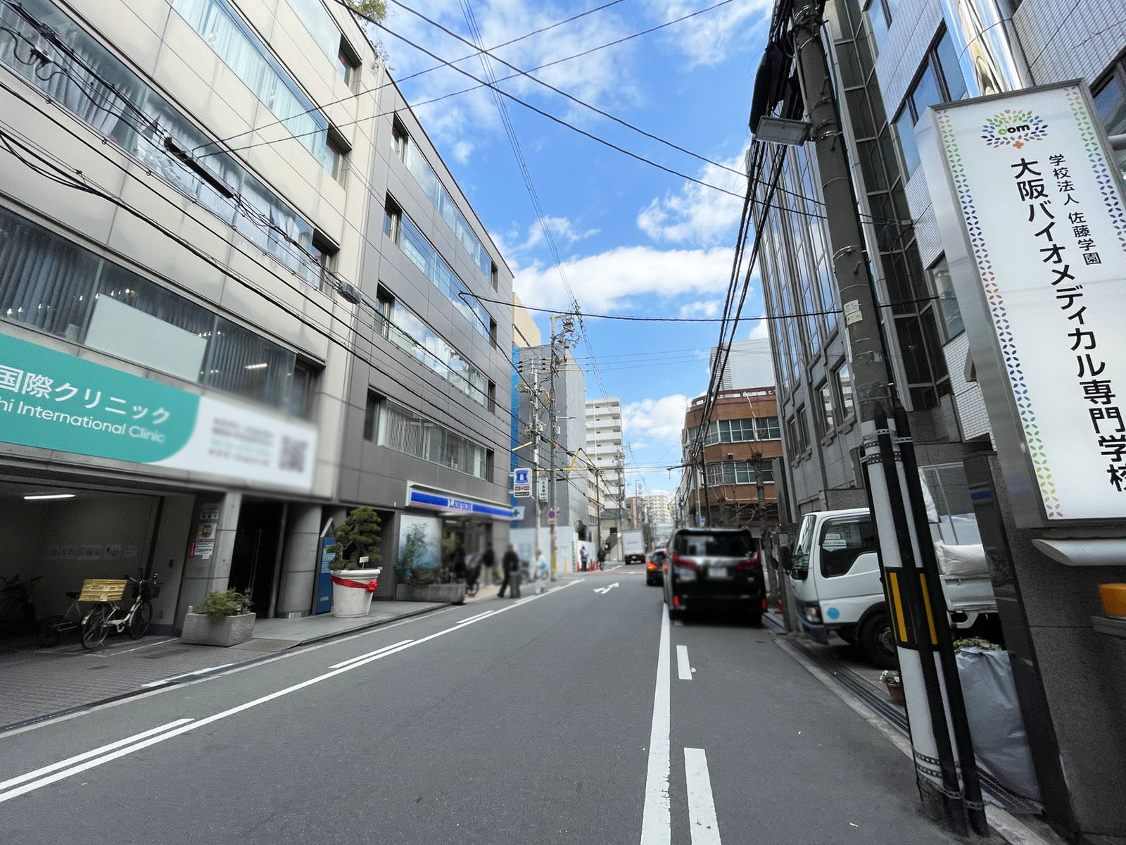 アイテックスエコービル前面の通り