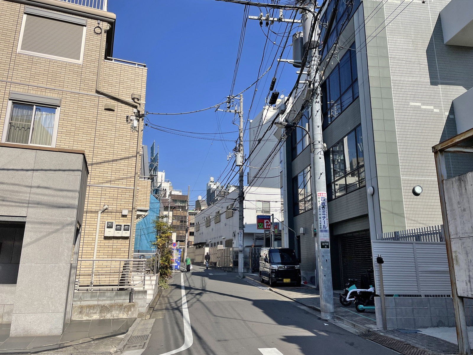 周辺は閑静なエリア