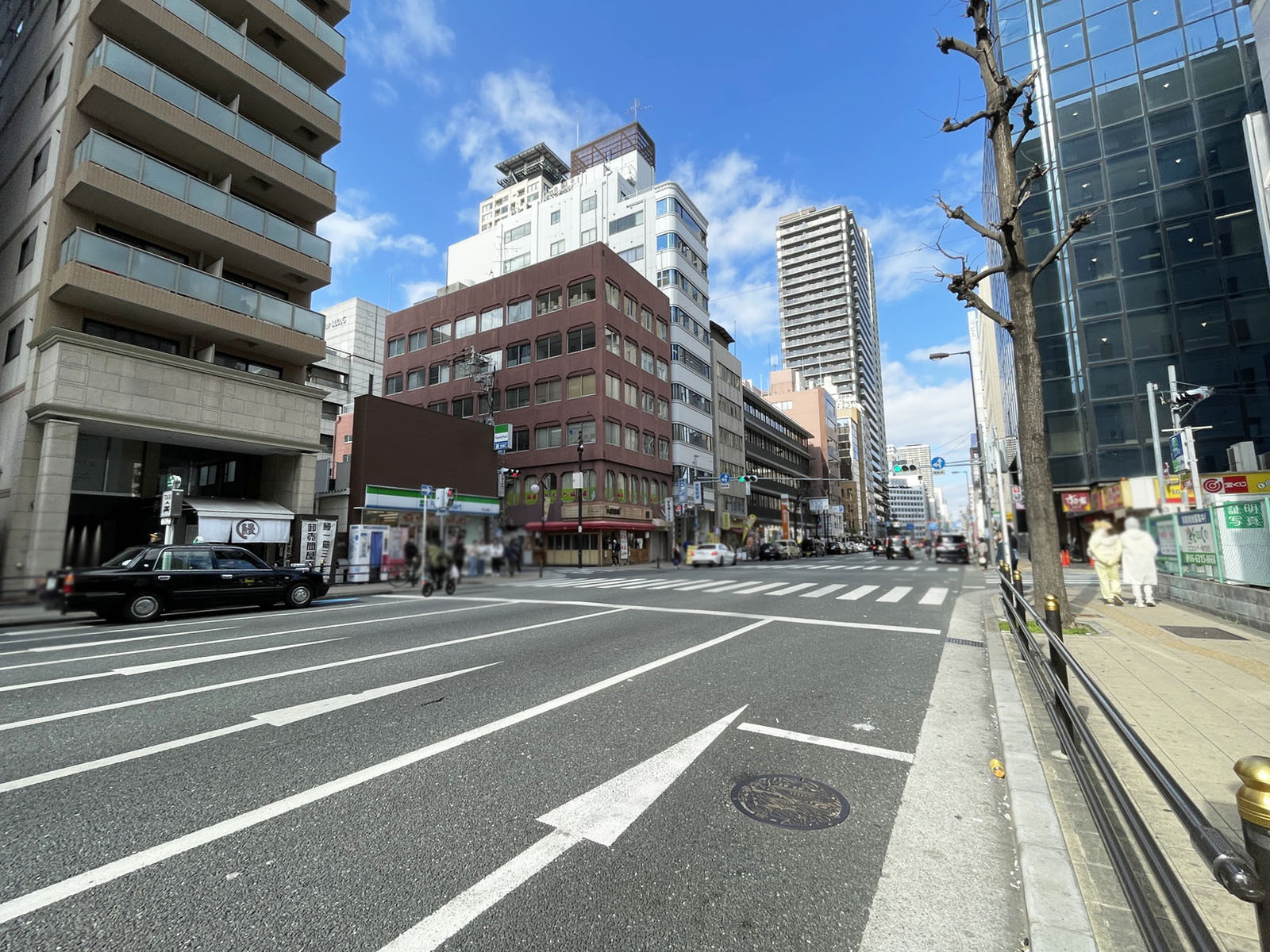 第一住建島之内堺筋ビル前面の通り