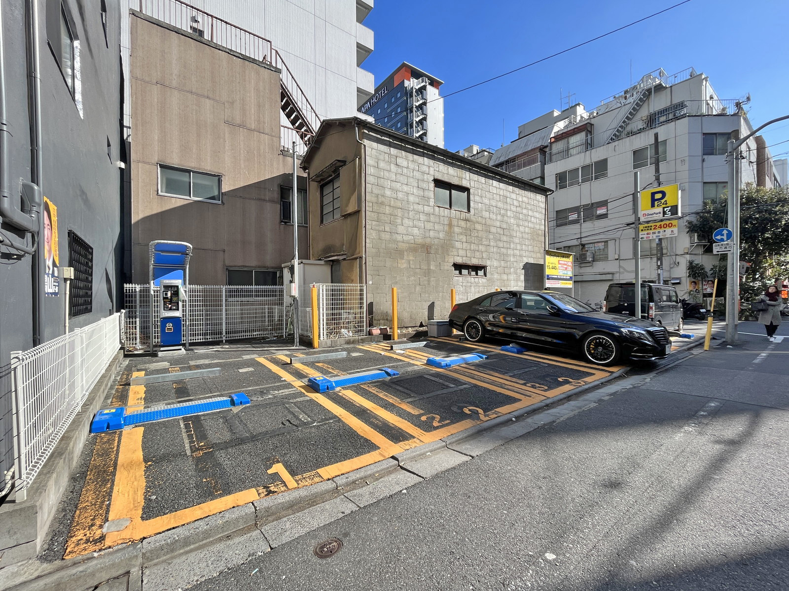 斜め向かいのコインパーキング
