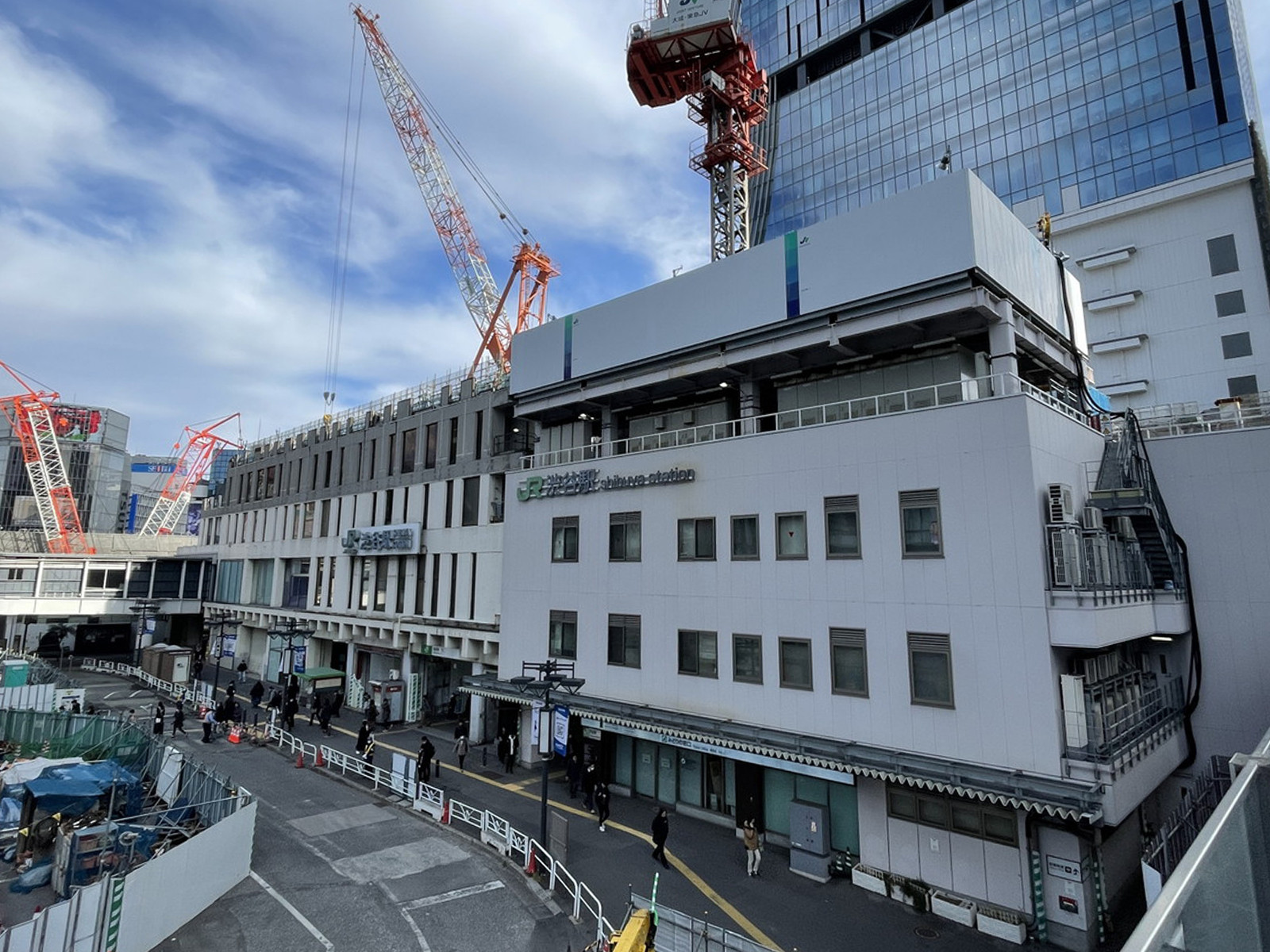 最寄りの「渋谷駅」