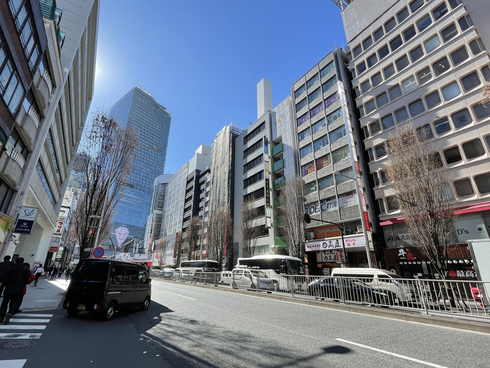 ポーラ渋谷ビル前面の通り