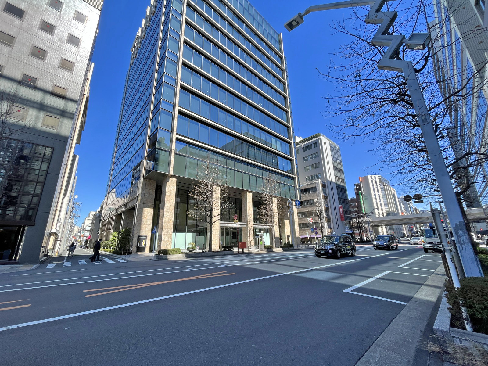 MARK SQUARE AKIHABARA前面の蔵前橋通り