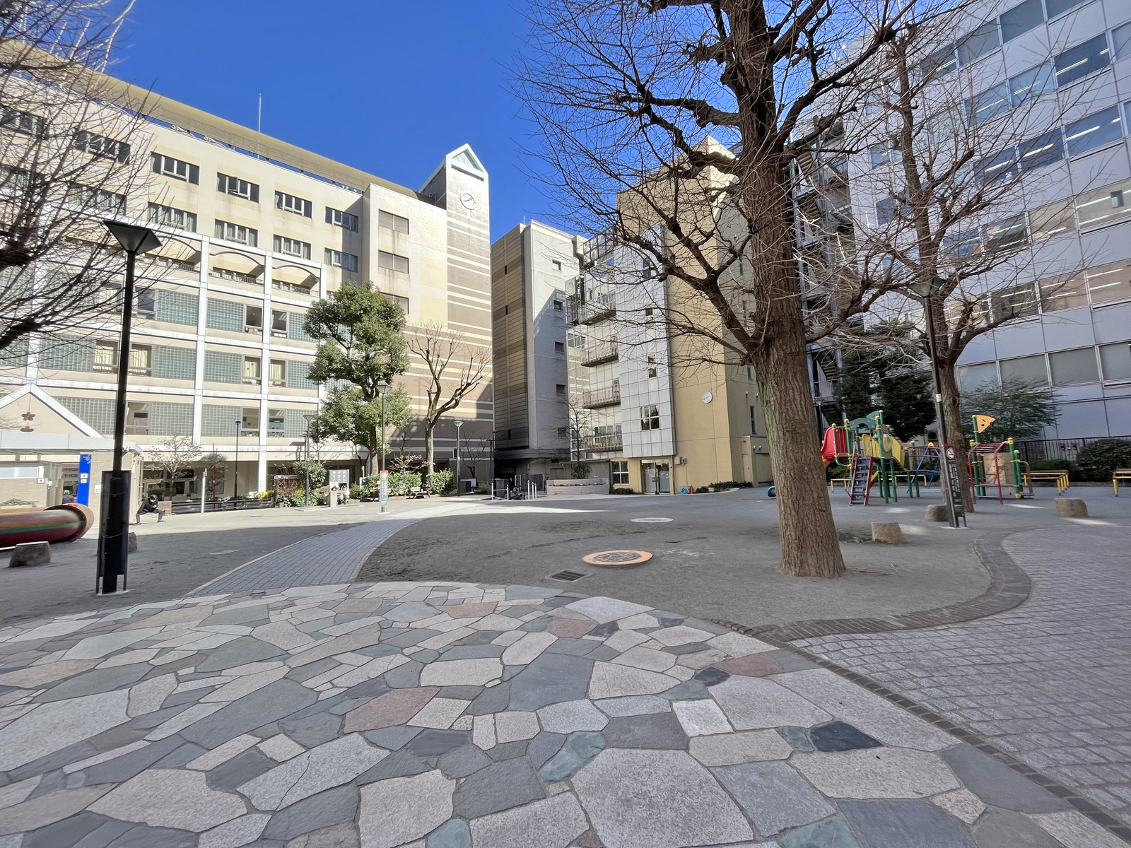 徒歩1分の神田公園