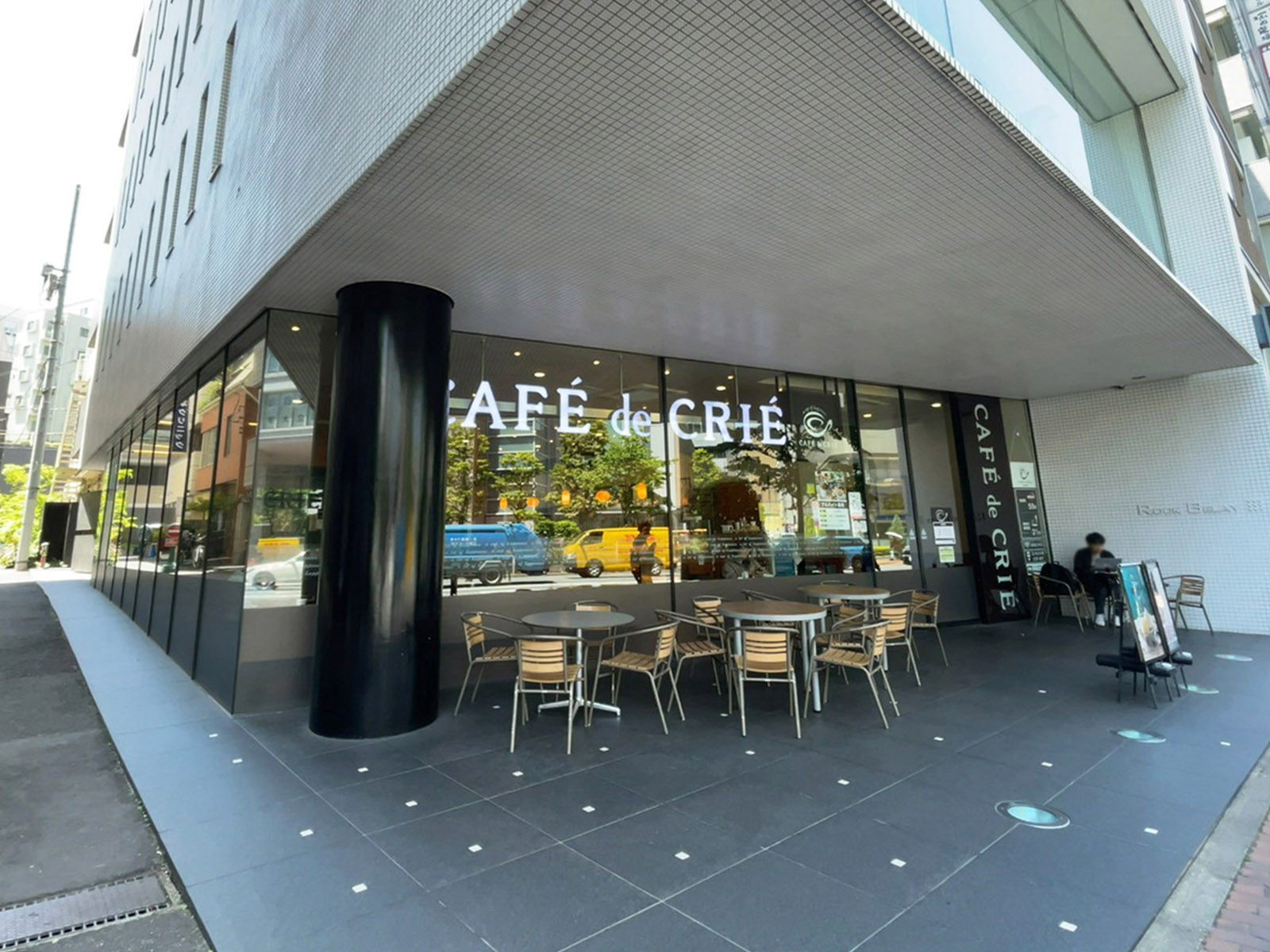 並びのカフェ・ド・クリエ飯田橋東口店