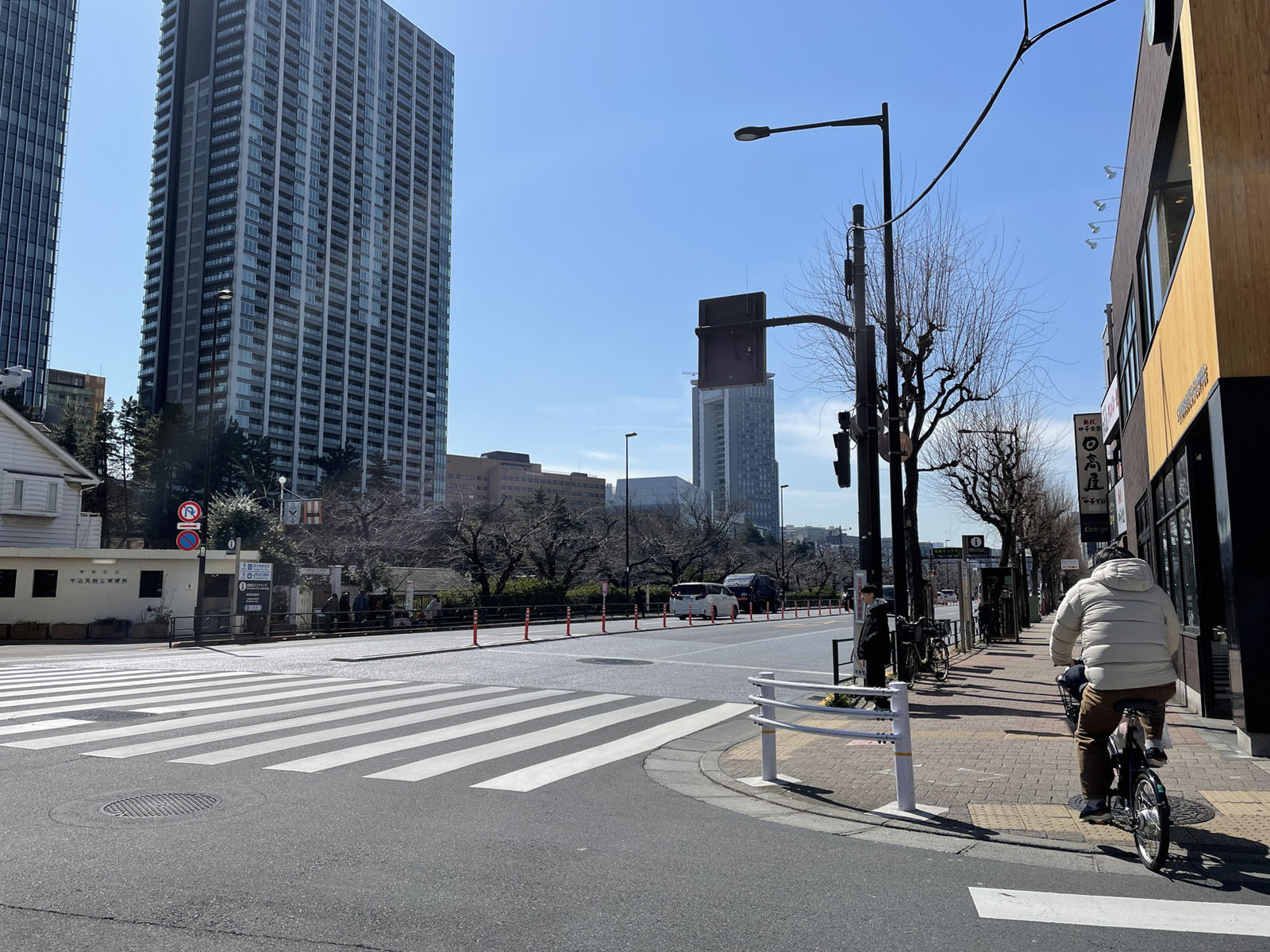 付近の外堀通り