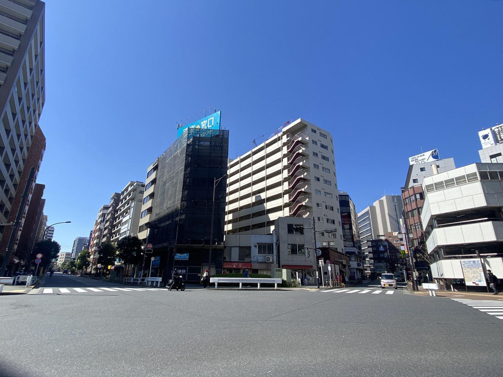 ACN大森駅前ビル前面の通り