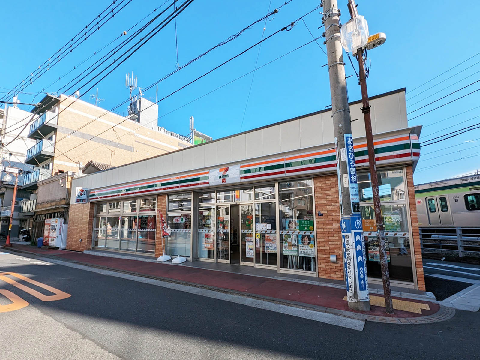 近くのセブンイレブン 大田区千鳥町駅東口店