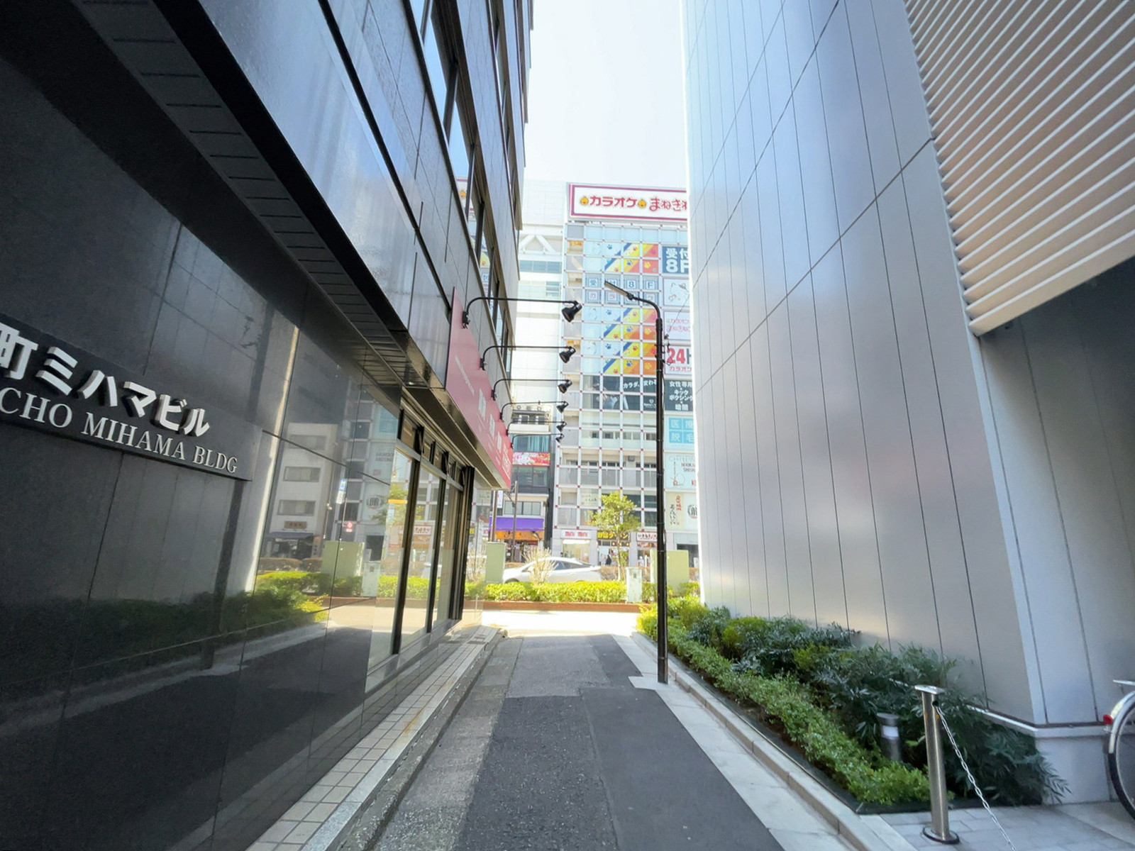 錦糸町ミハマビル前面の通り