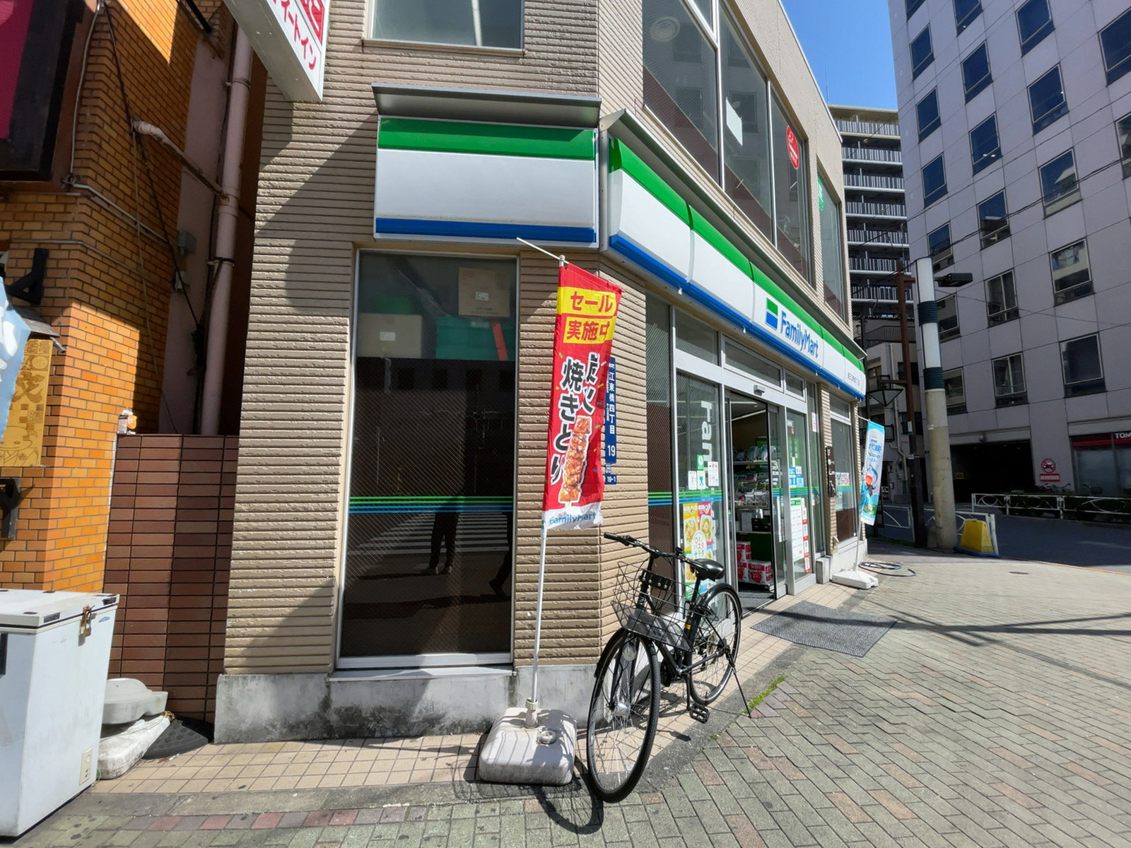 徒歩1分のファミリーマート 墨田江東橋四丁目店