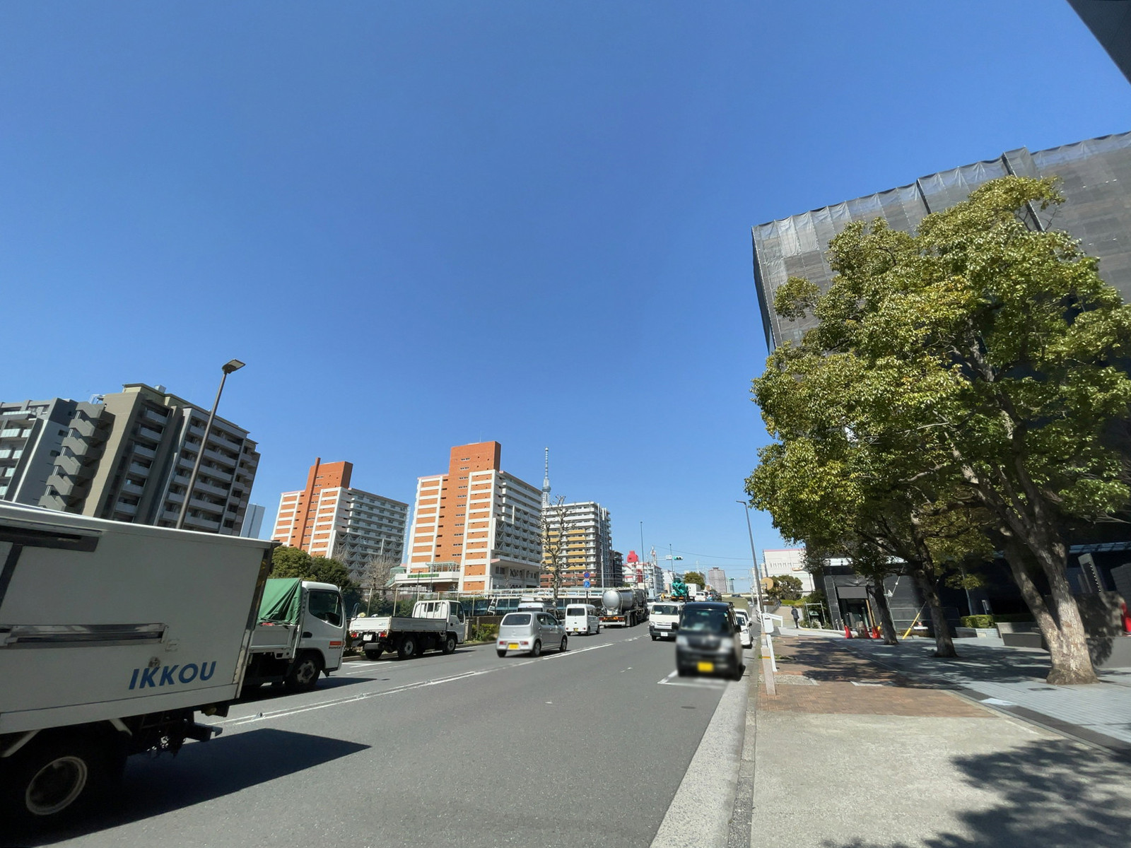 JRWD錦糸町タワー前面の通り