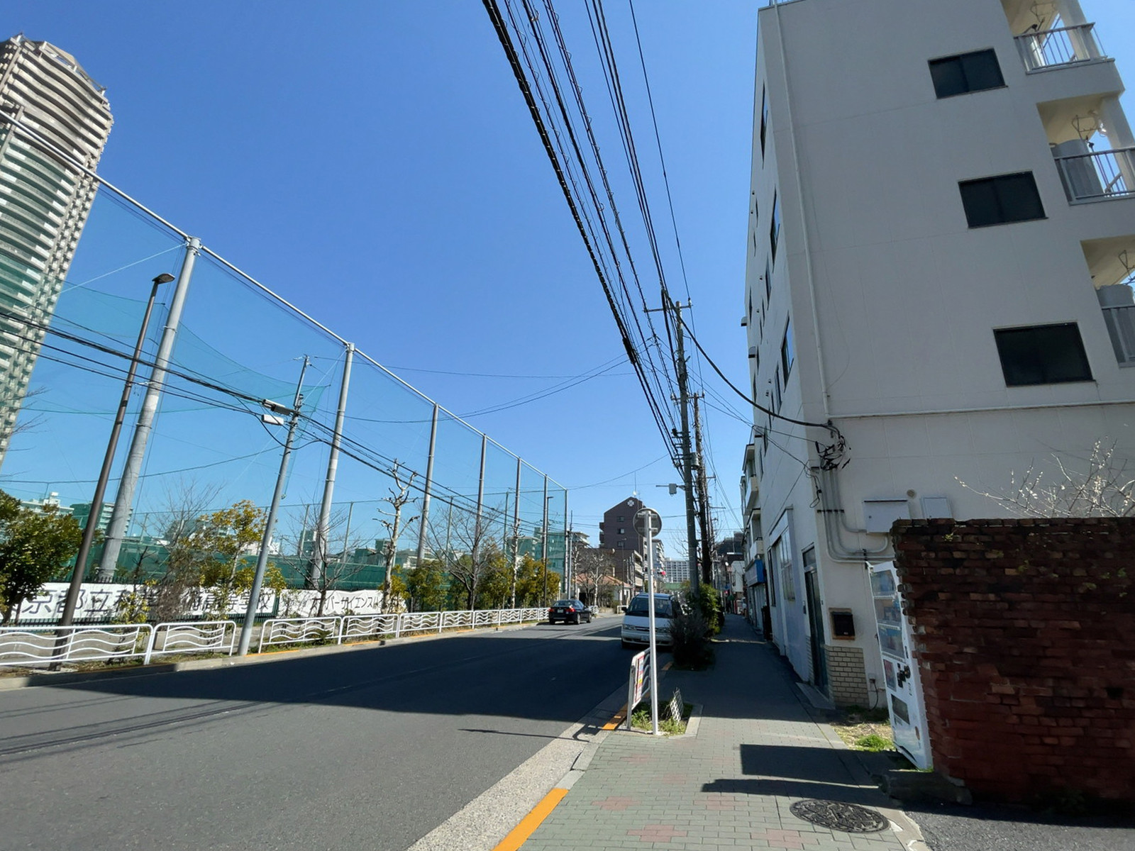 大島神田ビル前面の通り