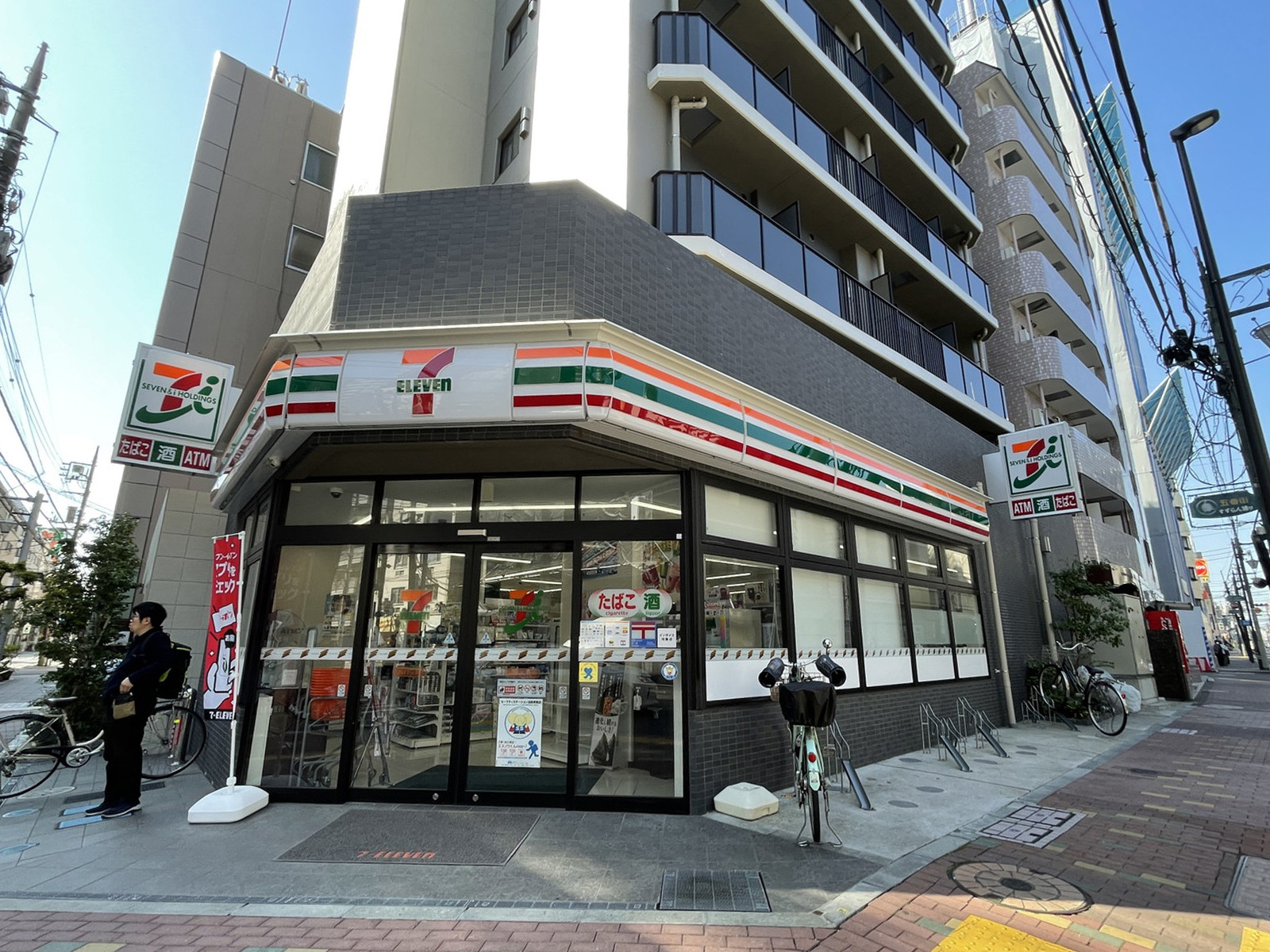 徒歩1分のセブンイレブン西蒲田すずらん通り店