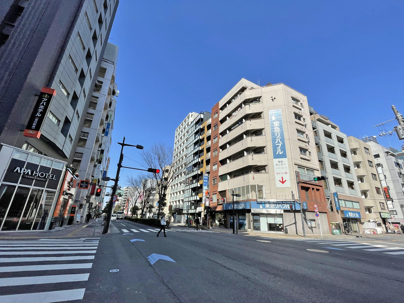 西蒲田ロイヤルハイツ前面の通り