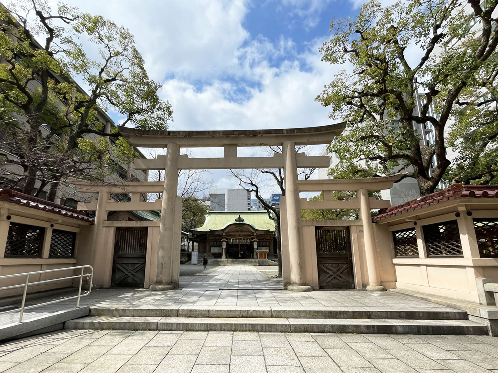 至近の坐摩神社境内末社 大国主神社