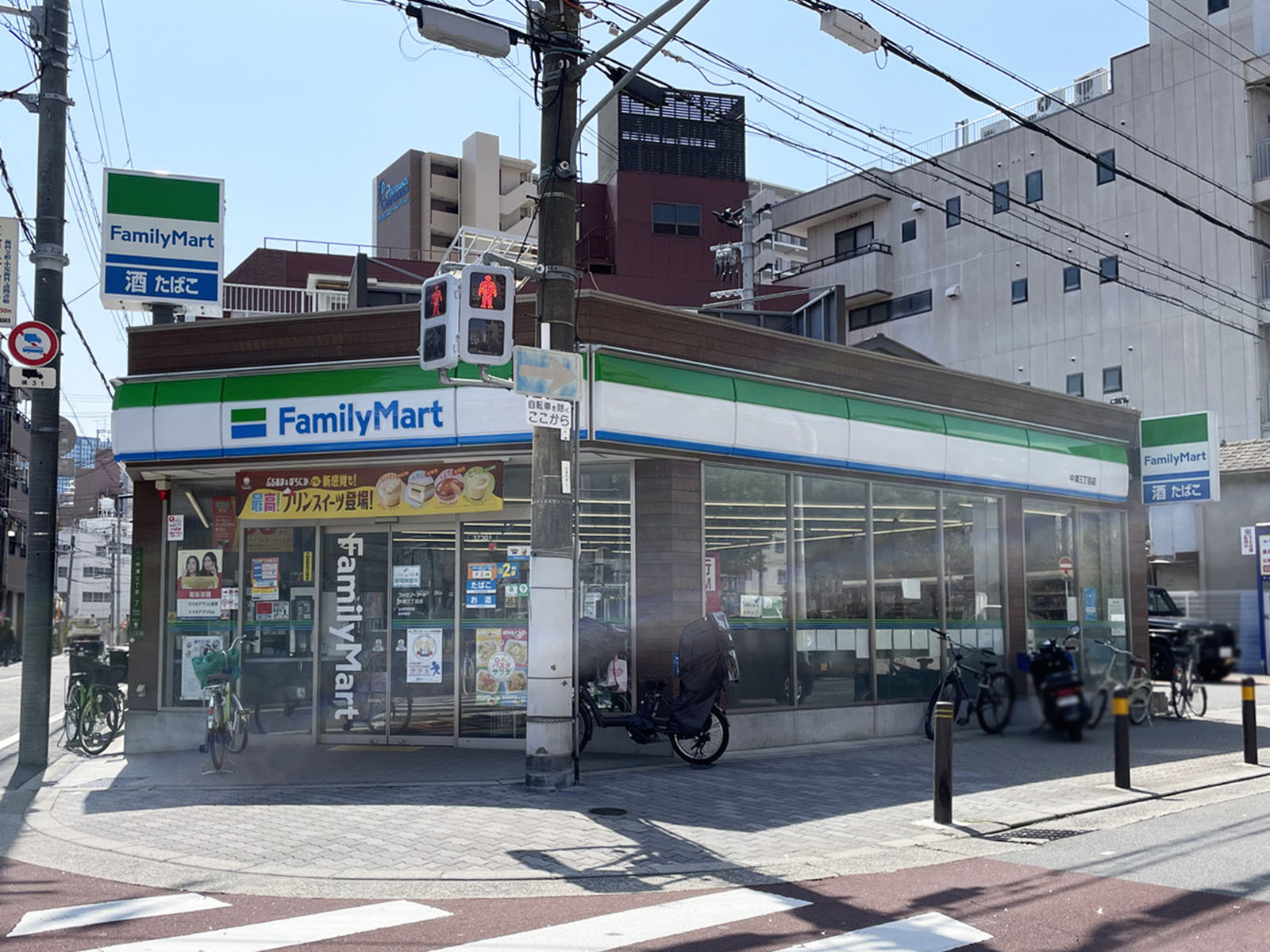 付近のファミリーマート 中津三丁目店
