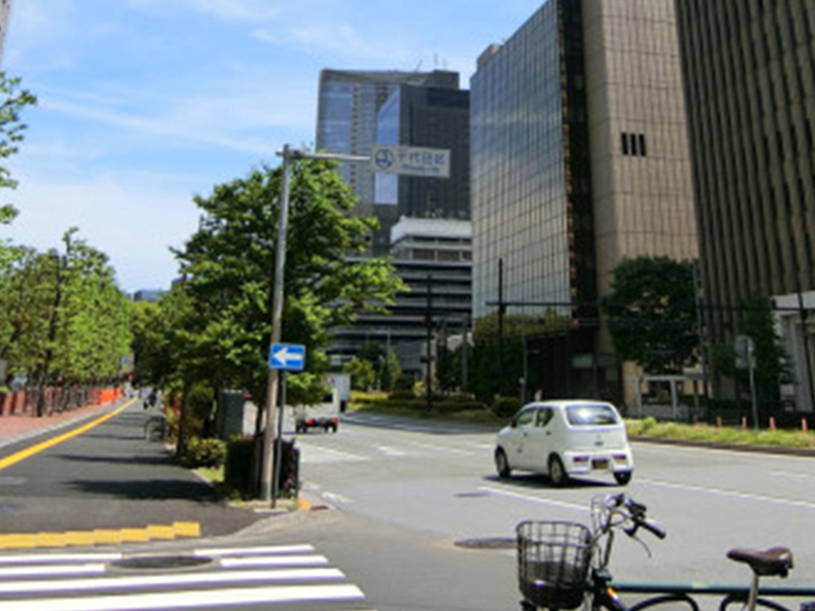 日比谷国際ビル前面の通り