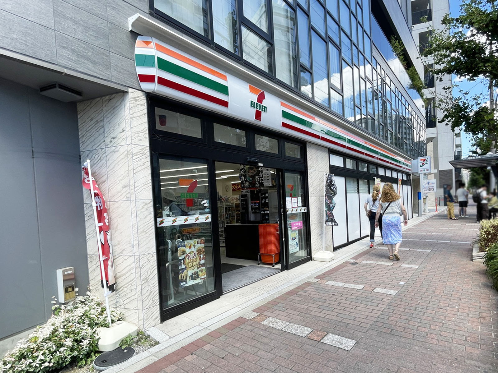 付近のセブンイレブン 京都河原町五条店