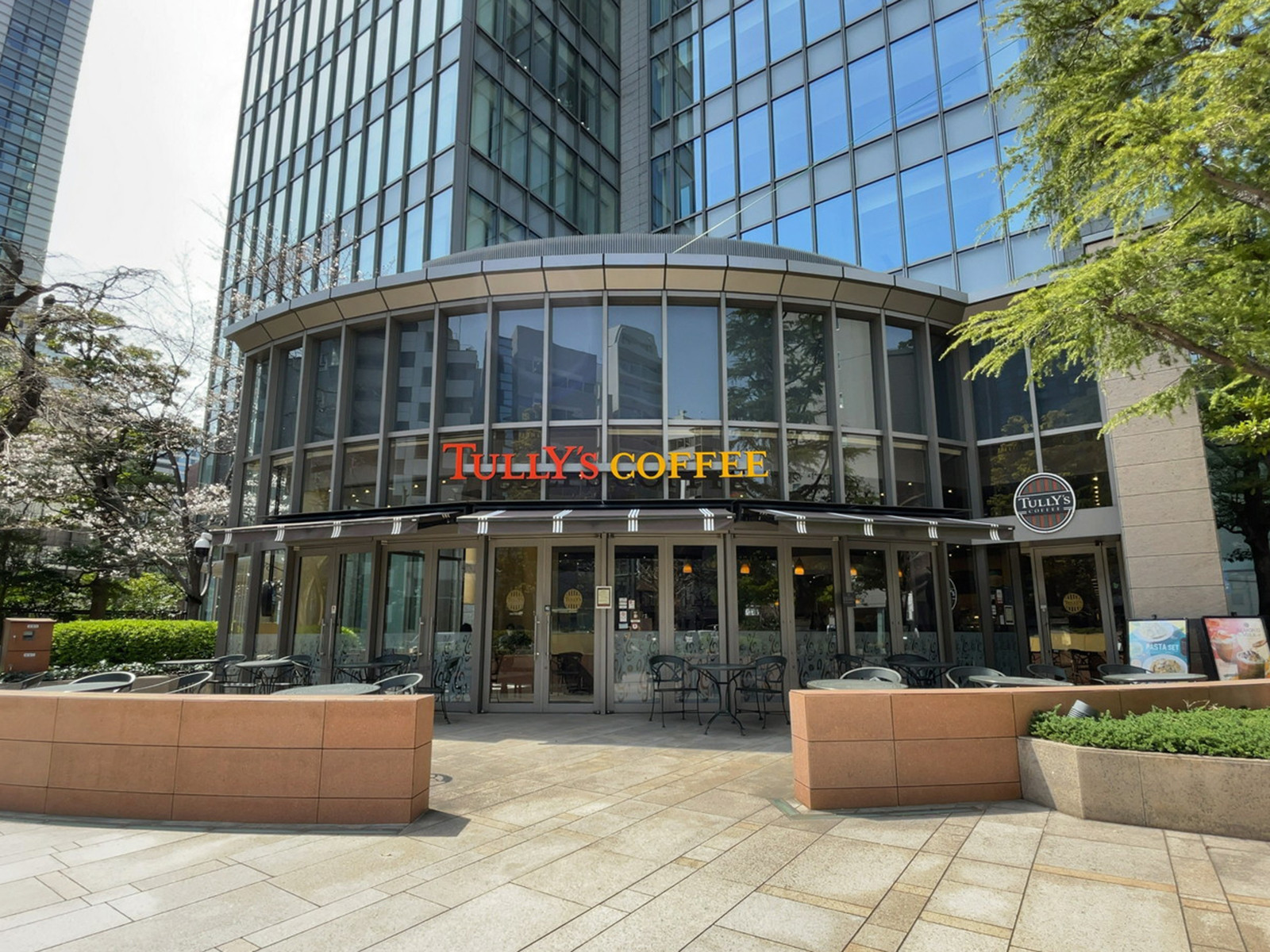 近くのタリーズコーヒー 神保町三井ビルディング店