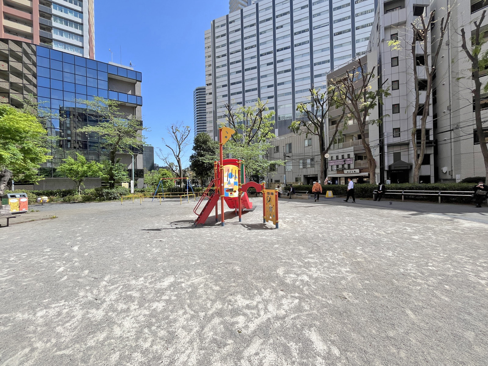 徒歩1分の日出町公園