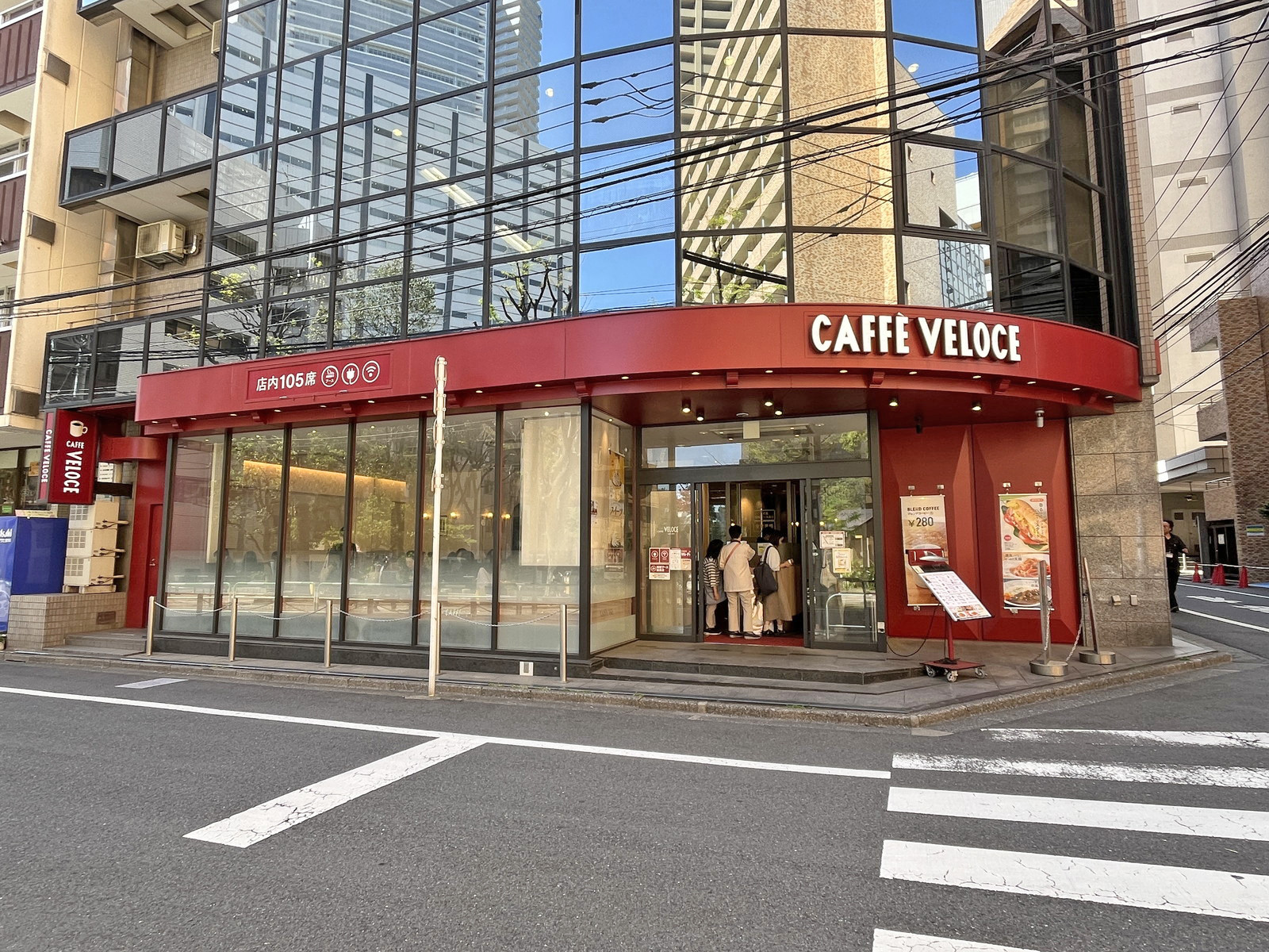 徒歩1分のベローチェ東池袋店