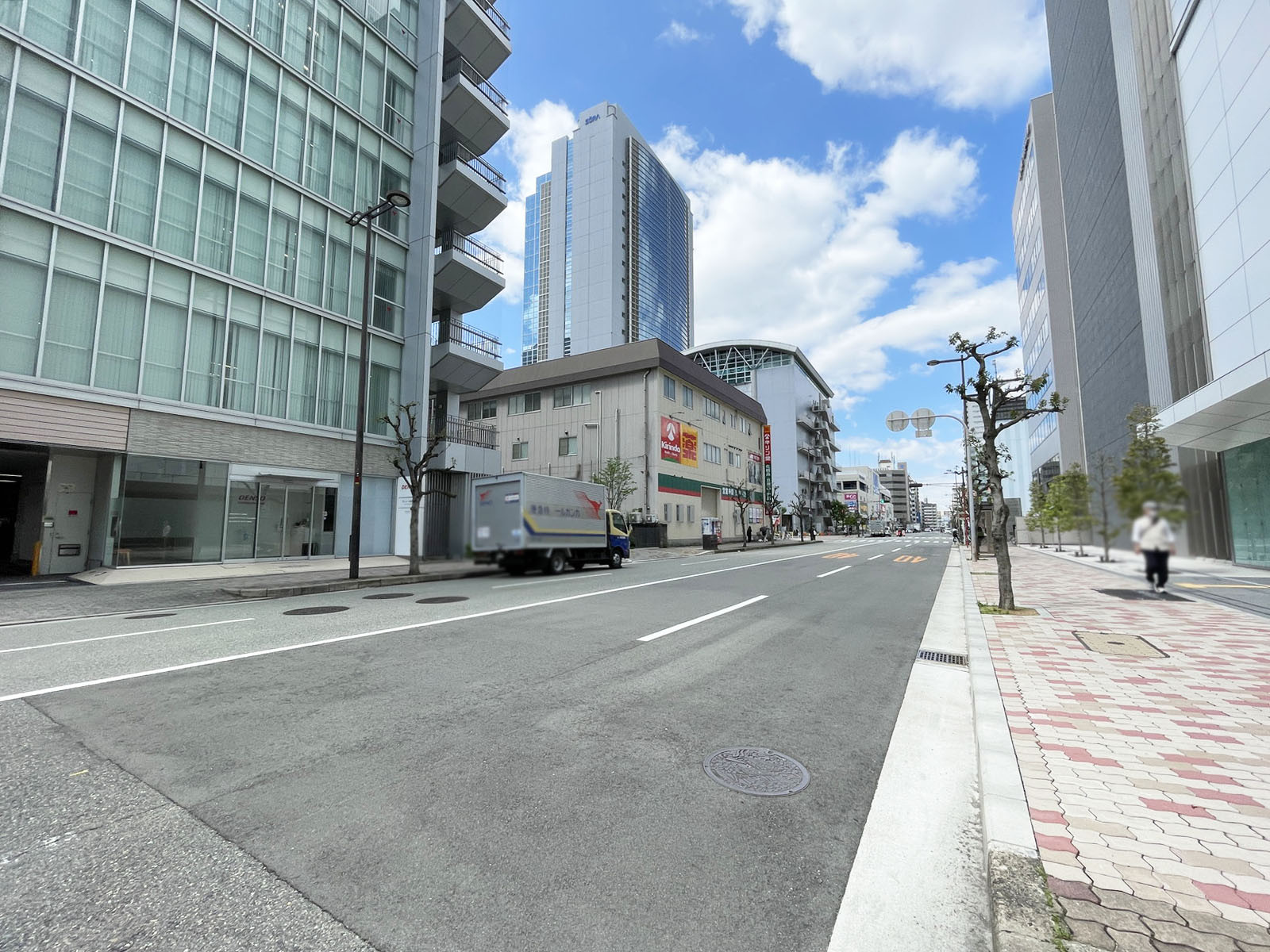 MPR新大阪ビル前面の通り