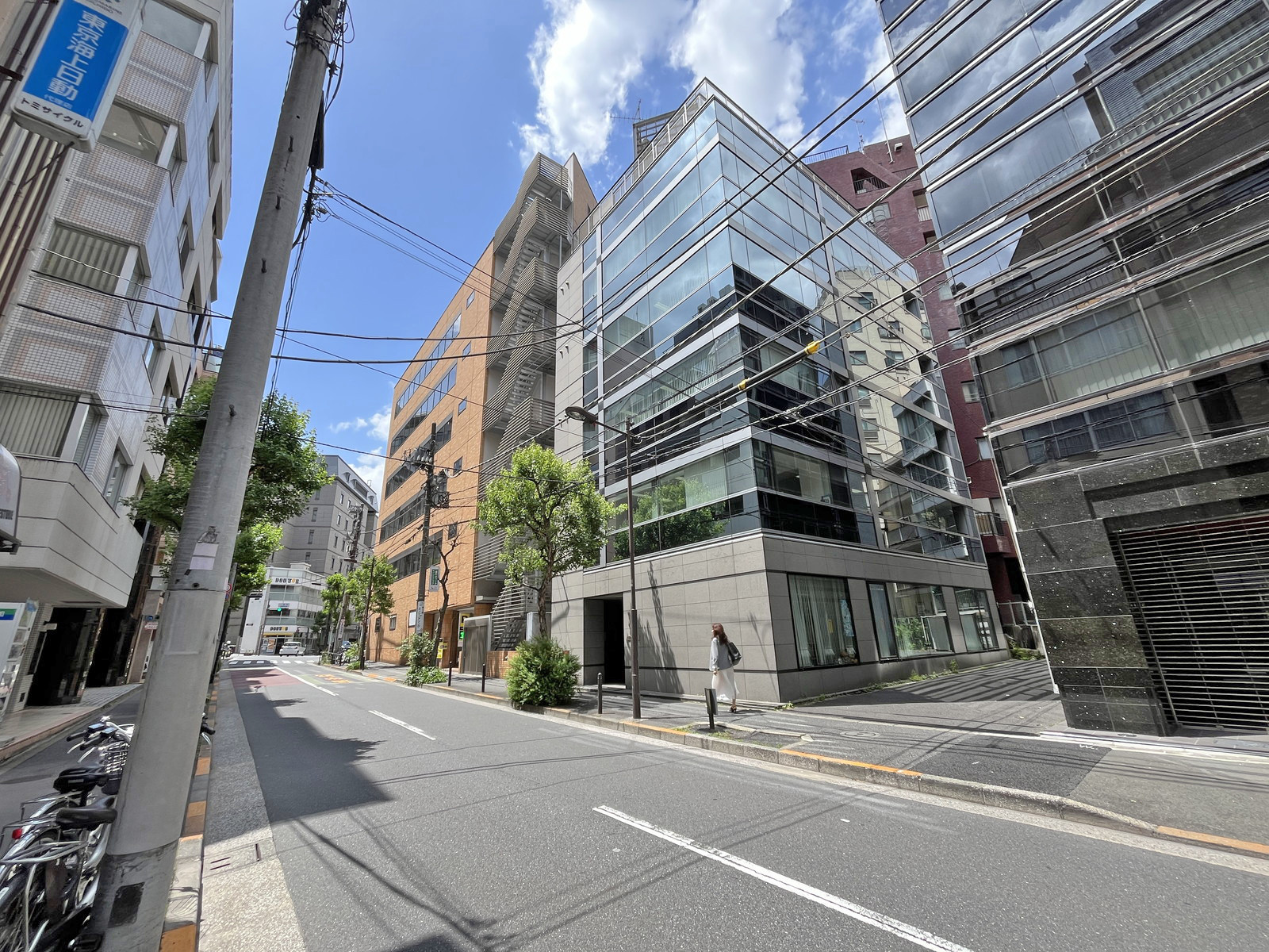 MIYAMA AVENIR TERRASSE前面通り