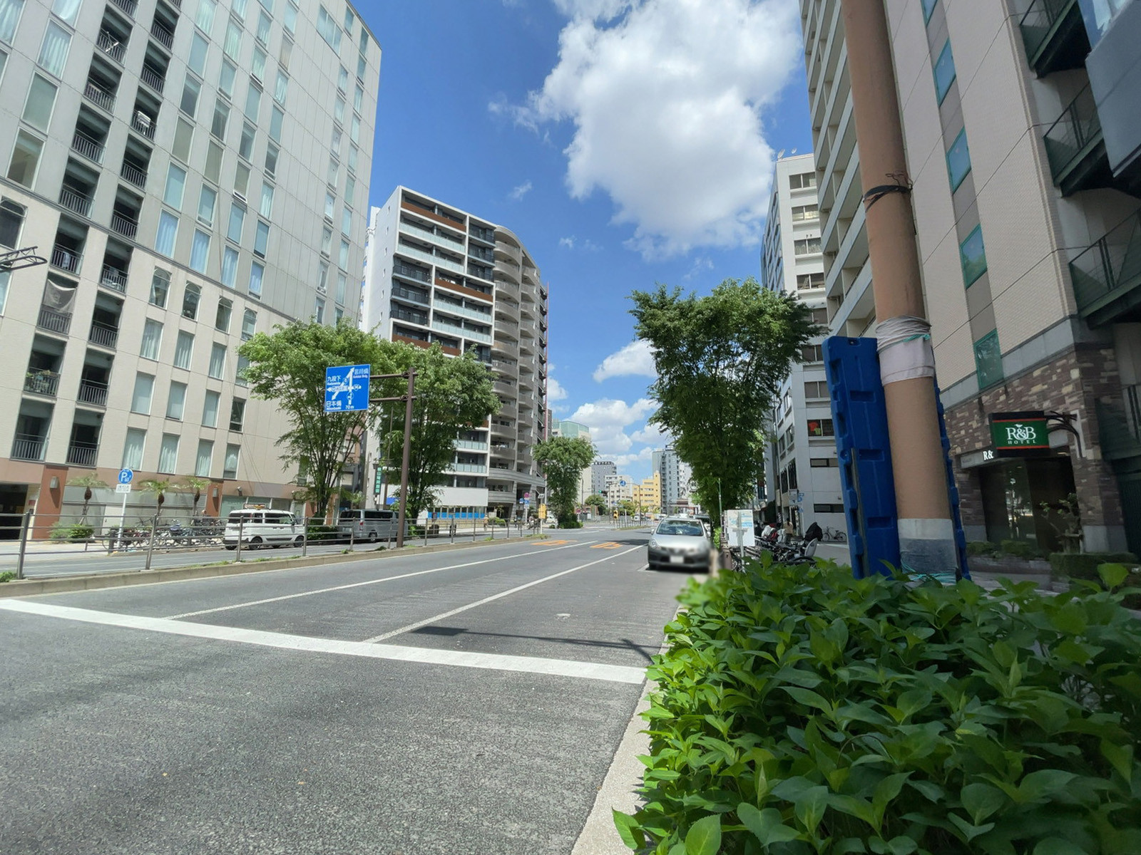 VORT東日本橋前面の通り