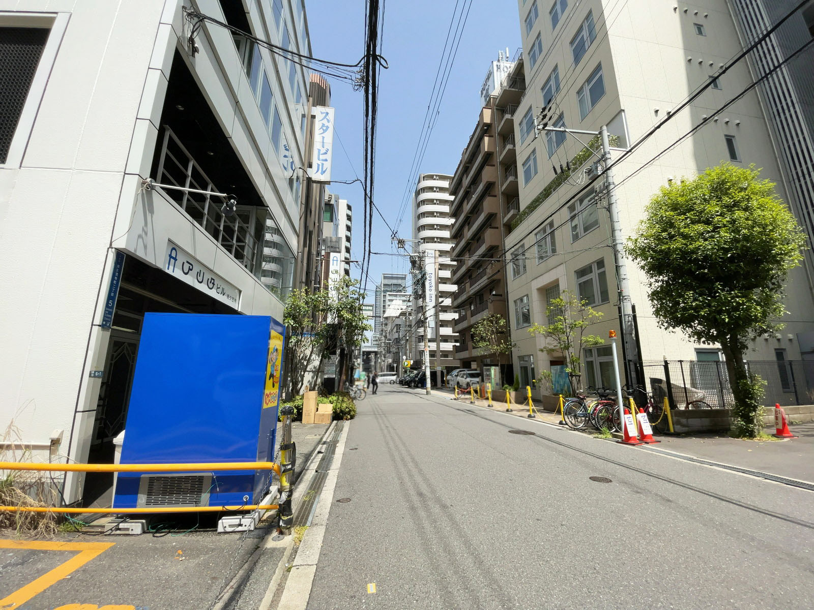 アリタビル南久宝寺前面の通り