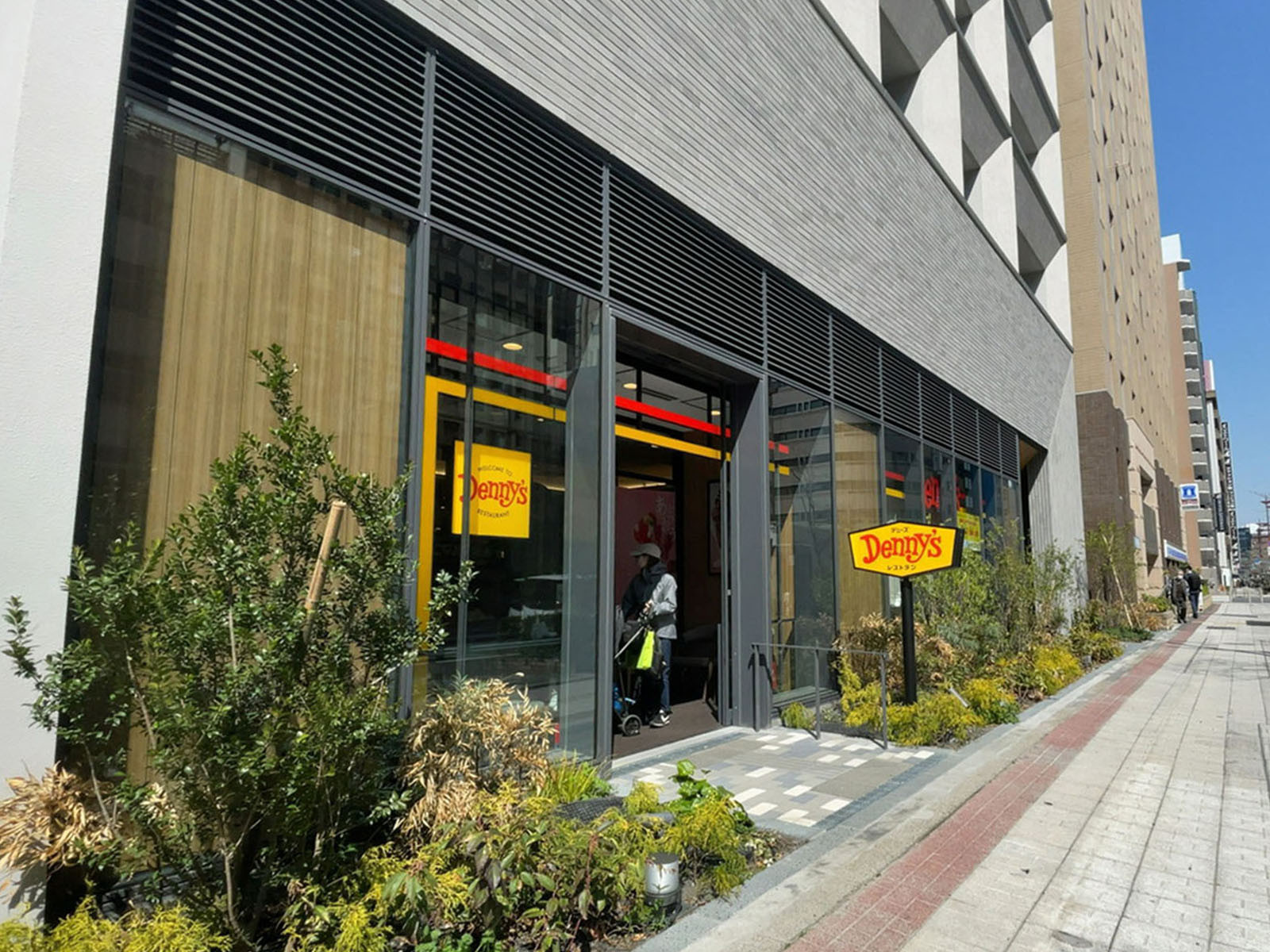 付近のデニーズ馬喰町店