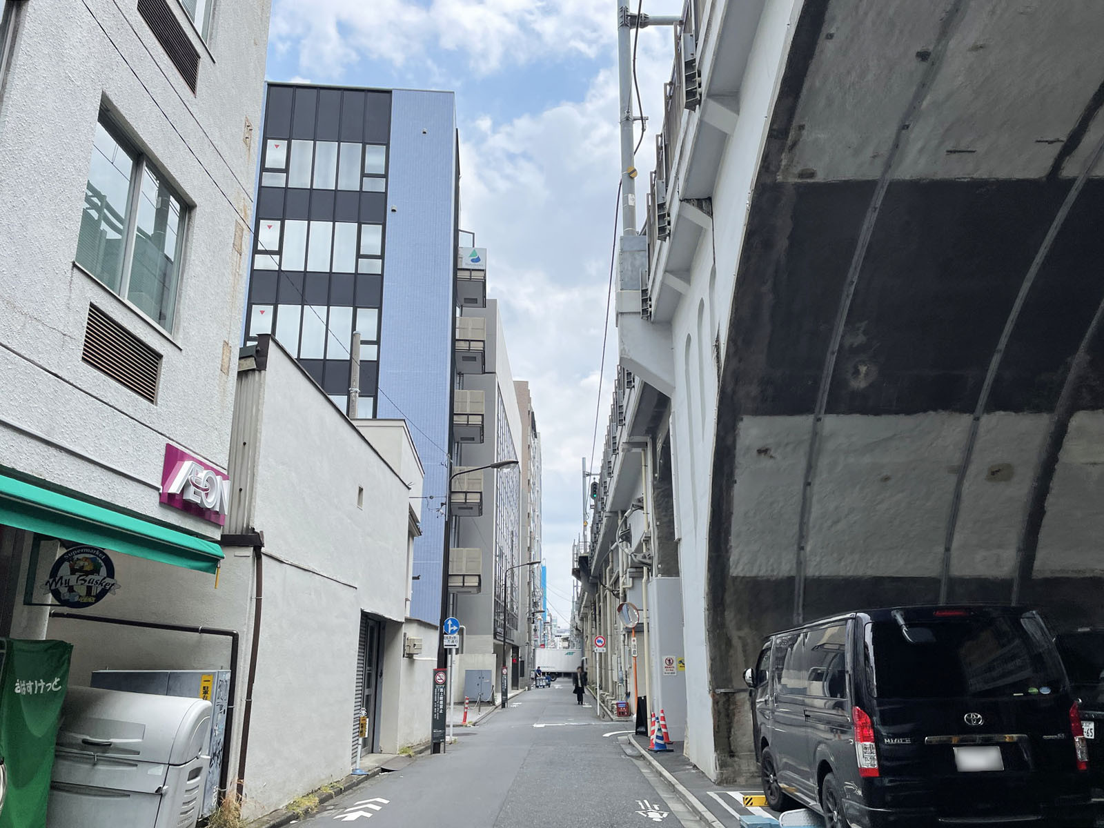 周辺は閑静なエリア