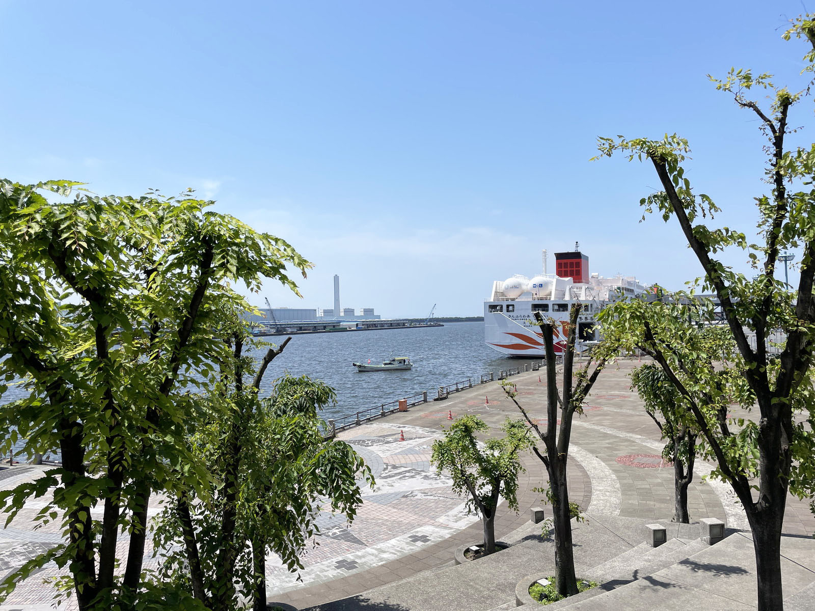 至近の大阪港