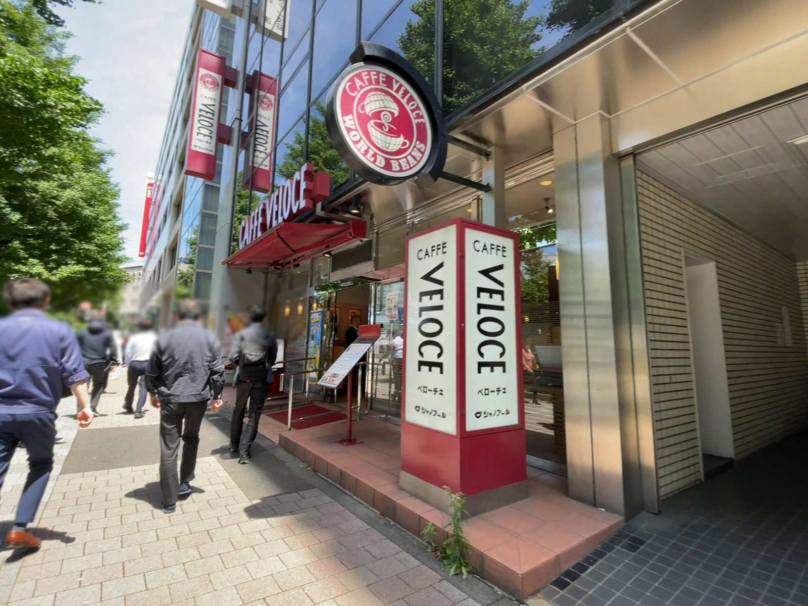 徒歩1分のカフェ・ベローチェ日本橋一丁目店