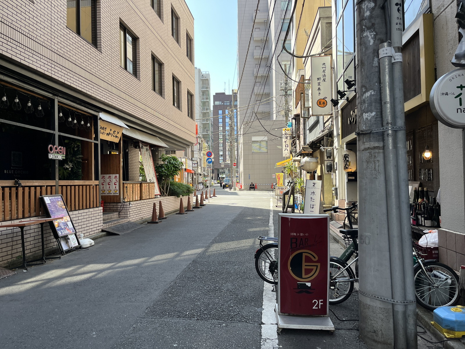 KANOビル前面の通り