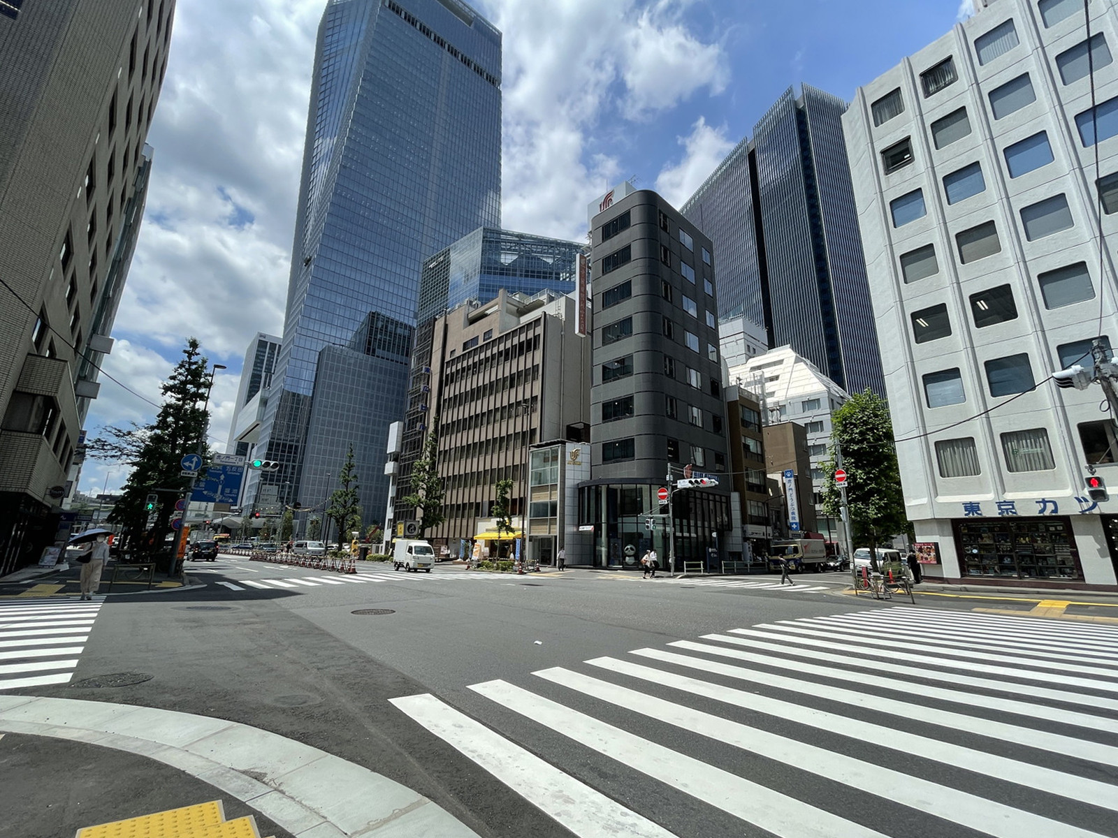 付近の桜田通り