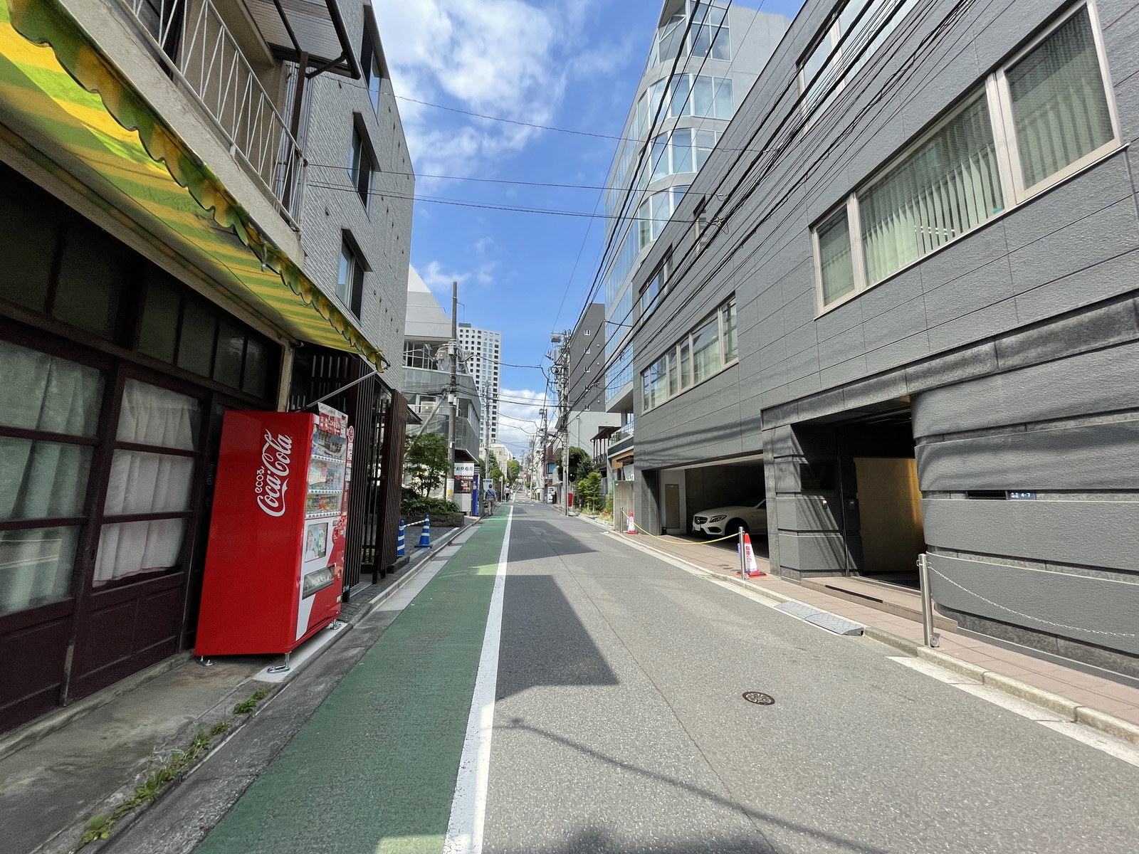 VORT赤坂2前面の通り